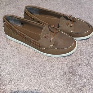 Old Navy boat shoes